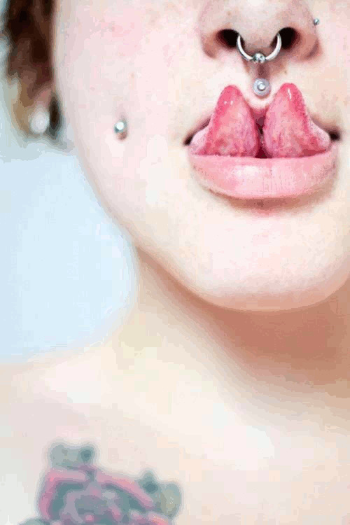 septum-piercing-split-tongue